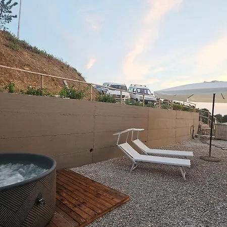 Castle View Apartman *